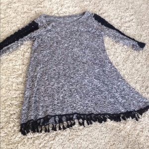 Comfy grey sweater with tassels!!!!!